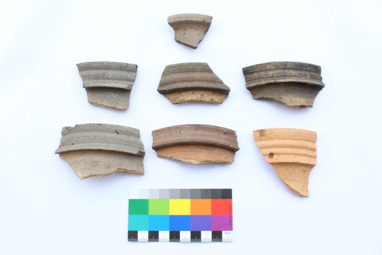 Altortsanierung in Wendelstein, spätmittelalterliche Keramikscherben