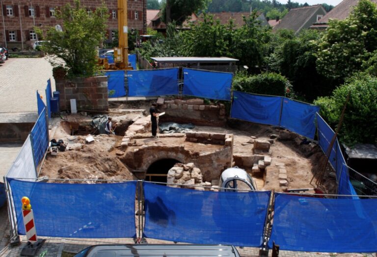 Vorburg Hilpoltstein, stauferzeitlicher Keller, Foto M. Goldhausen, ABD-Dressler