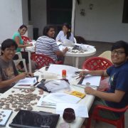 Archäologisches Projekt Orcón-Pacaybamba (PAOP), Fundbearbeitung im Grabungshaus