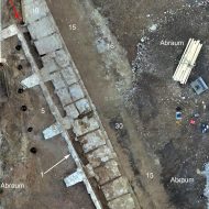 Schönbornstraße 17 in Forchheim, Drohnenfoto des Festungsmauerwerks der St.-Henrici-Bastion aus dem 17. Jh.